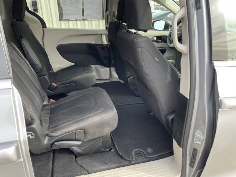 2017 Chrysler Pacifica LX