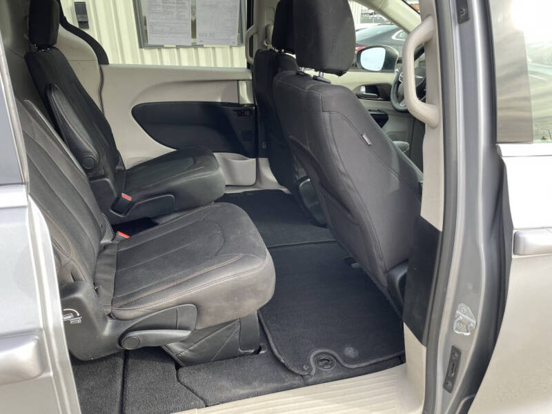 2017 Chrysler Pacifica LX