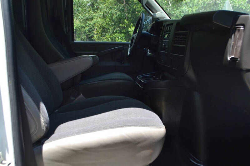 2019 GMC Savana 2500