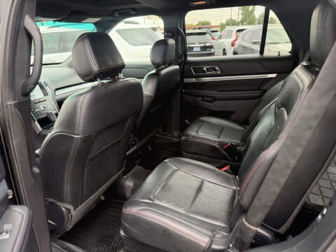 2017 Ford Explorer Sport