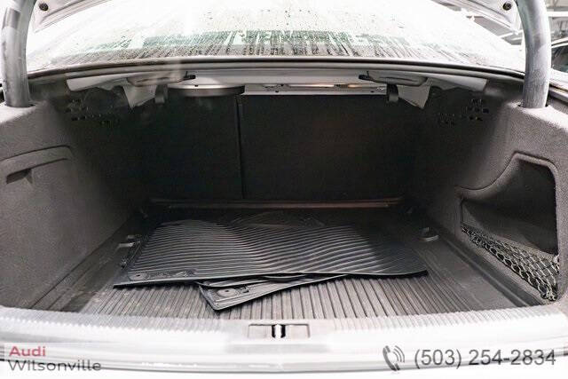 2016 Audi A4 2.0T quattro Premium Plus