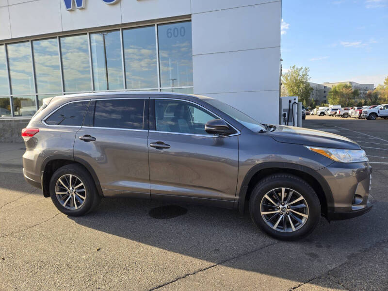 2018 Toyota Highlander SE