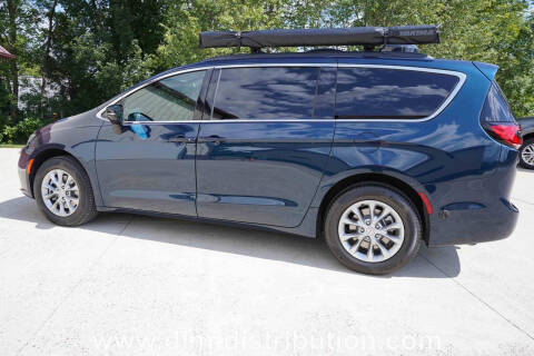 2025 Mini T Campervan Chrysler Pacifica AWD Camper V