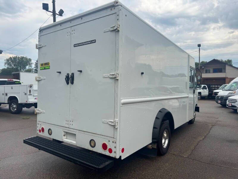 2013 Ford E-Series E-350 SD