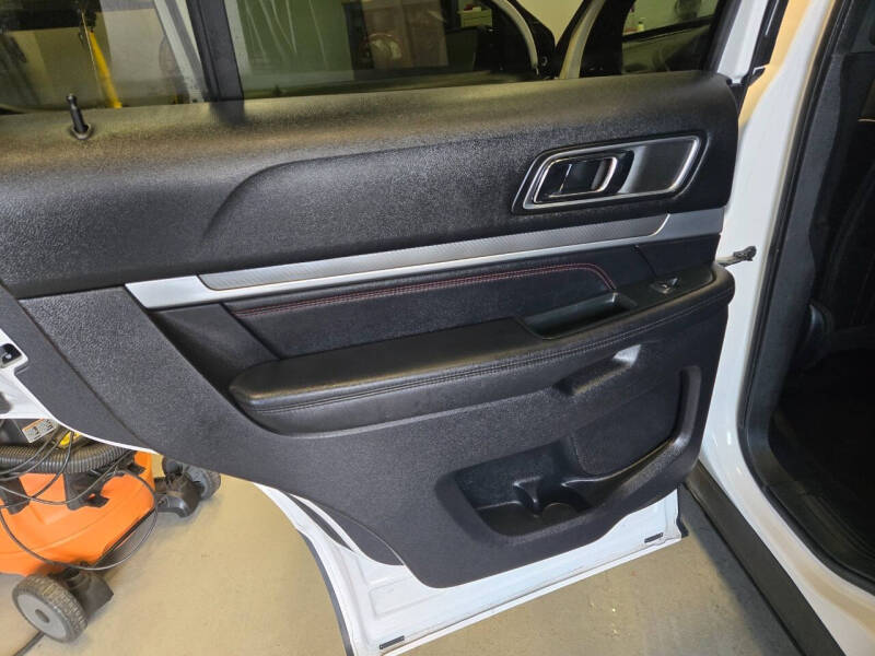 2018 Ford Explorer Sport