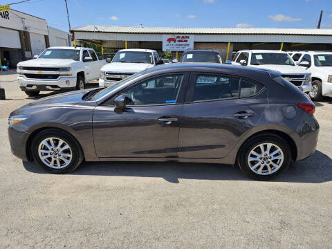 2018 Mazda MAZDA3 Sport