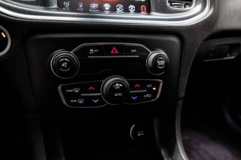 2016 Dodge Charger SXT