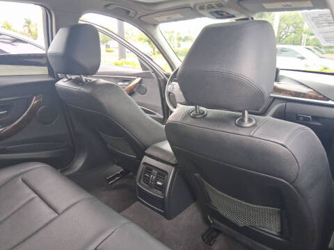 2015 BMW 3 Series 320i xDrive