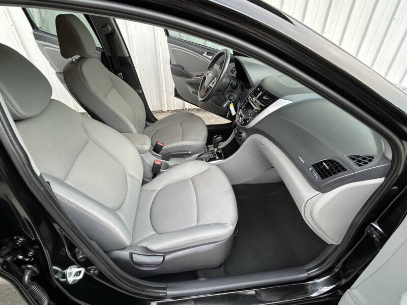 2016 Hyundai Accent Sport