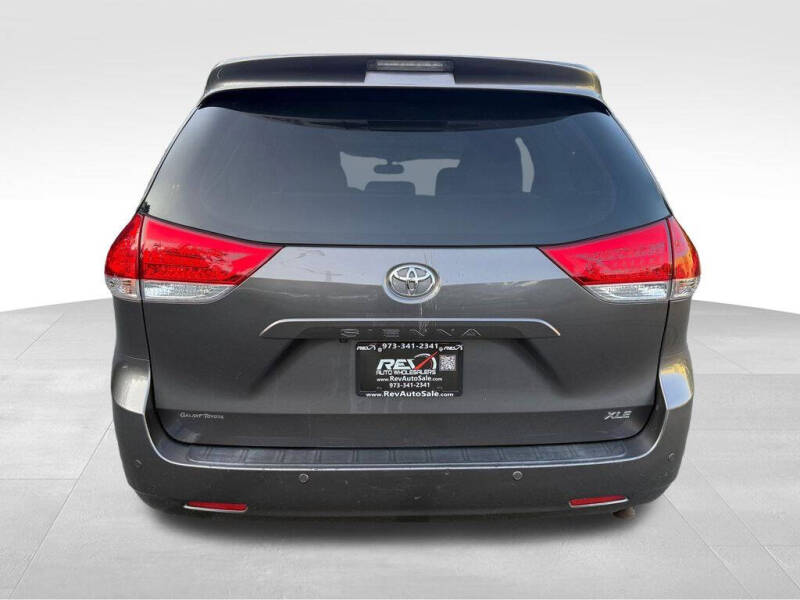 2014 Toyota Sienna