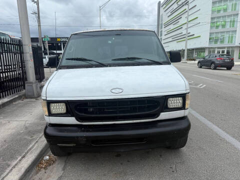 2002 Ford E-Series E-250