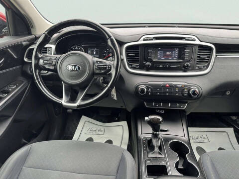 2016 Kia Sorento LX