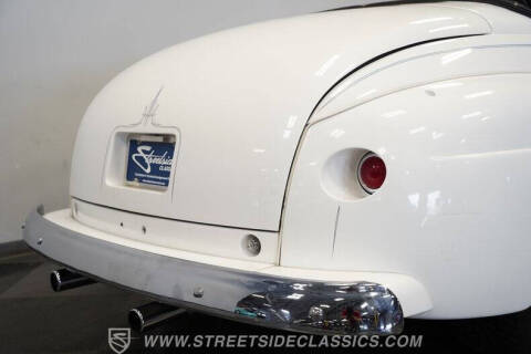 1947 Ford Deluxe