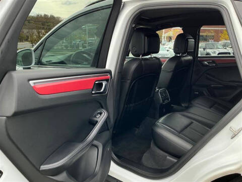 2018 Porsche Macan S