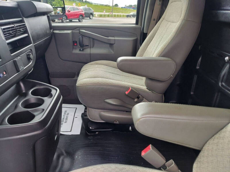 2021 Chevrolet Express 2500