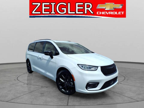 2025 Chrysler Pacifica Limited Photo