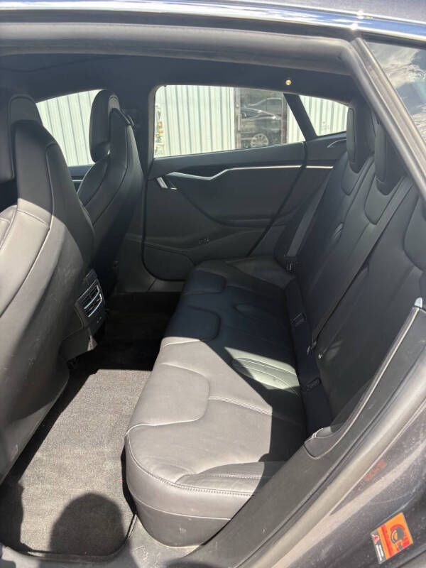 2017 Tesla Model S 75D