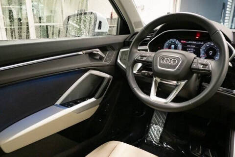 2024 Audi Q3 quattro S line Prem Plus 45 TFSI