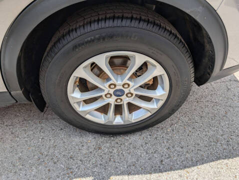 2022 Ford Escape SE