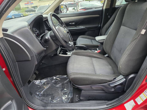 2018 Mitsubishi Outlander SE