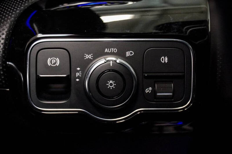 2019 Mercedes-Benz A-Class A 220