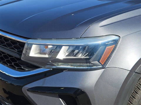 2022 Volkswagen Taos SE