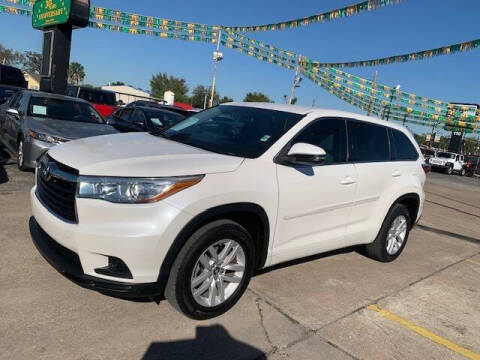 2016 Toyota Highlander LE