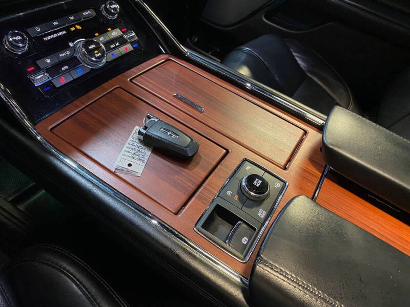 2020 Lincoln Navigator L Reserve