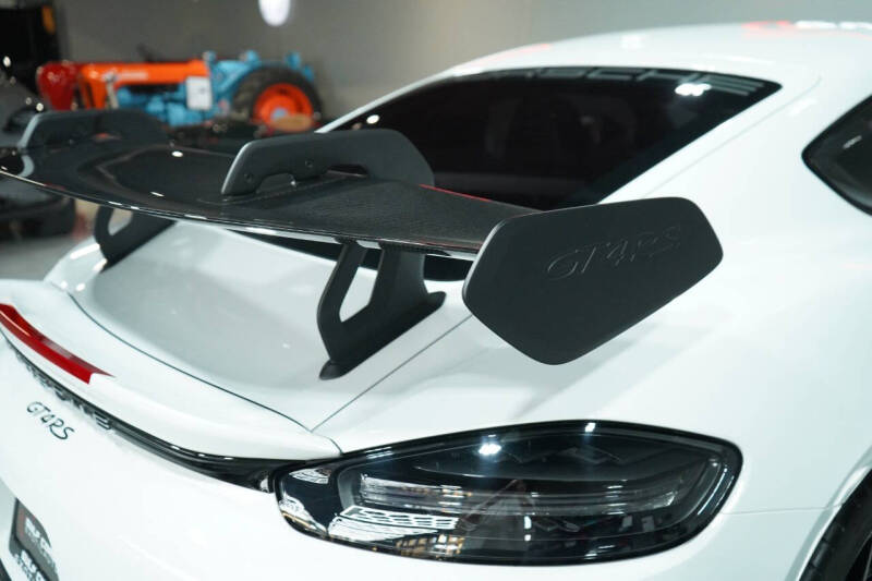 2023 Porsche 718 Cayman GT4 RS