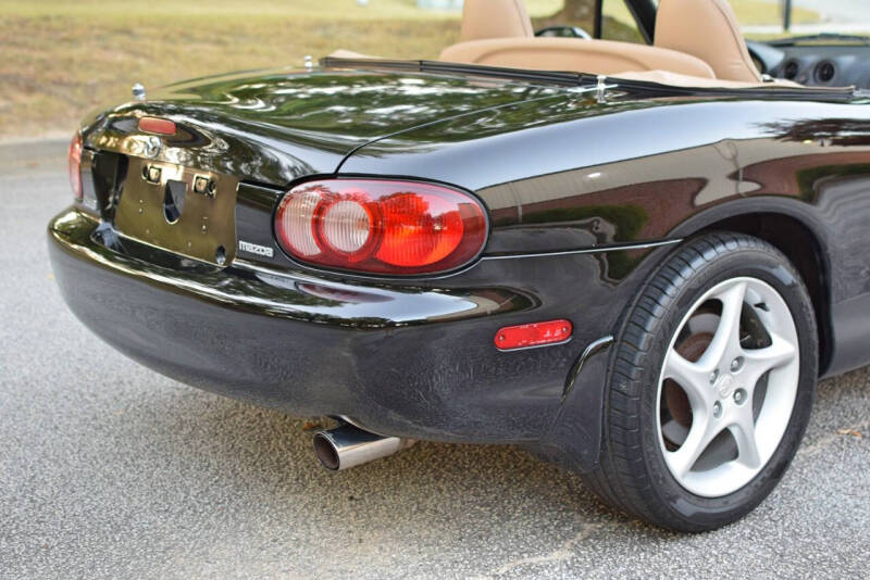 2002 Mazda Miata LS photo 34