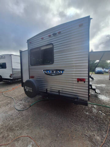 2022 Forest River Salem 32BHDS