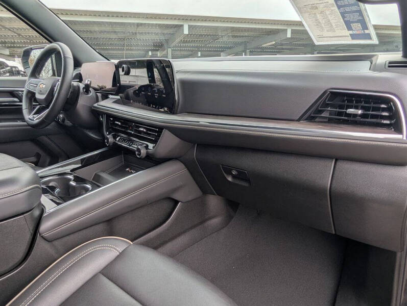 2025 Chevrolet Tahoe Premier