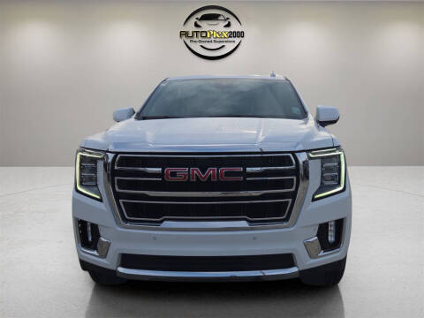 2023 GMC Yukon SLT