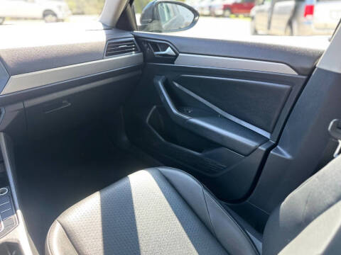 2019 Volkswagen Jetta R-Line