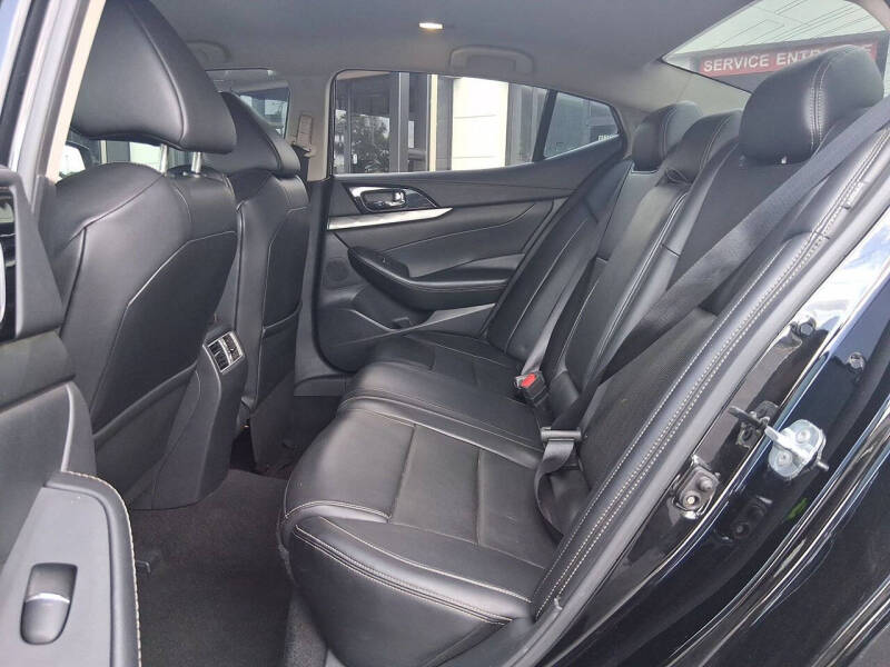 2022 Nissan Maxima 3.5 SV