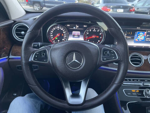 2017 Mercedes-Benz E-Class E 300 4MATIC