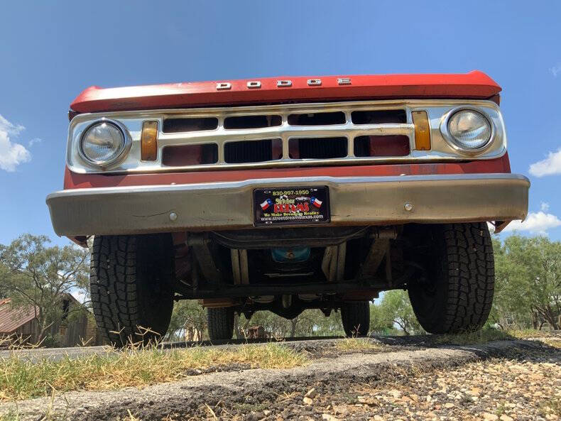 1969 Dodge D200 Pickup