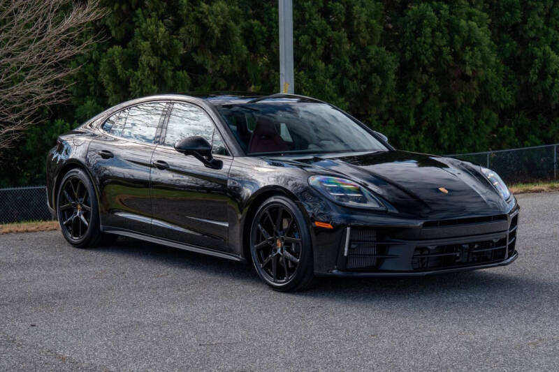 2026 Porsche Panamera 4