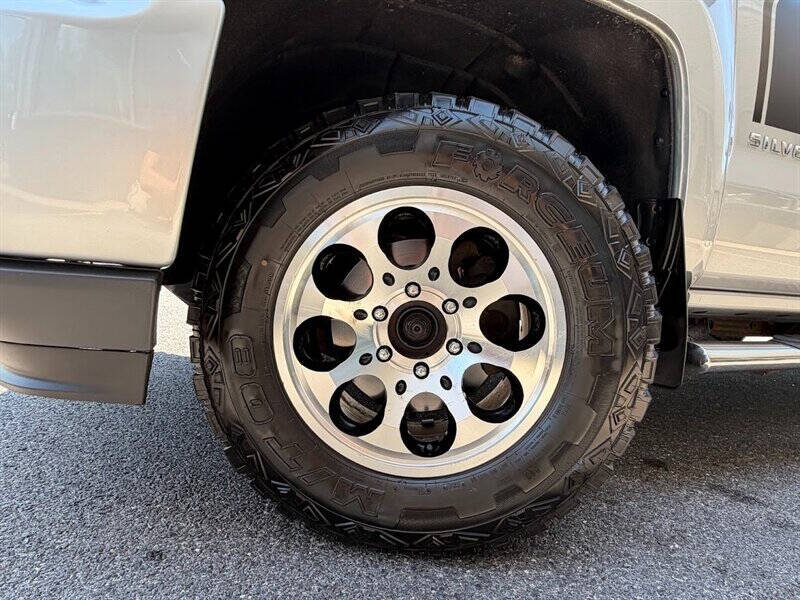 2017 Chevrolet Silverado 1500 Custom