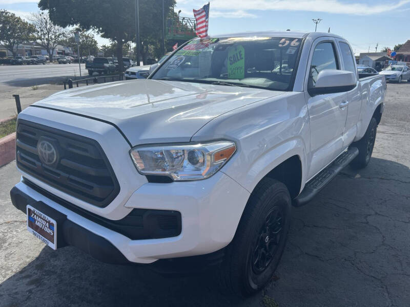 2019 Toyota Tacoma SR
