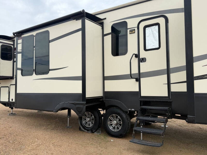 2015 KZ DURANGO GOLD 380
