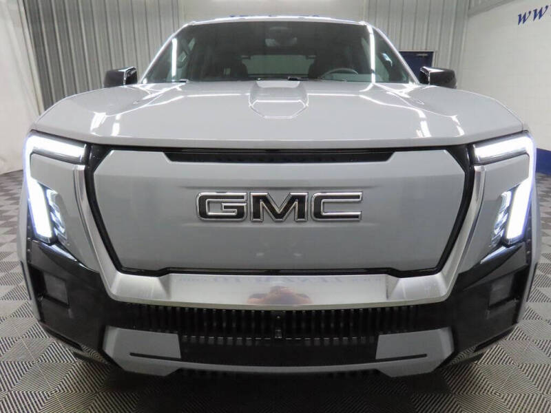 2025 GMC Sierra EV Denali