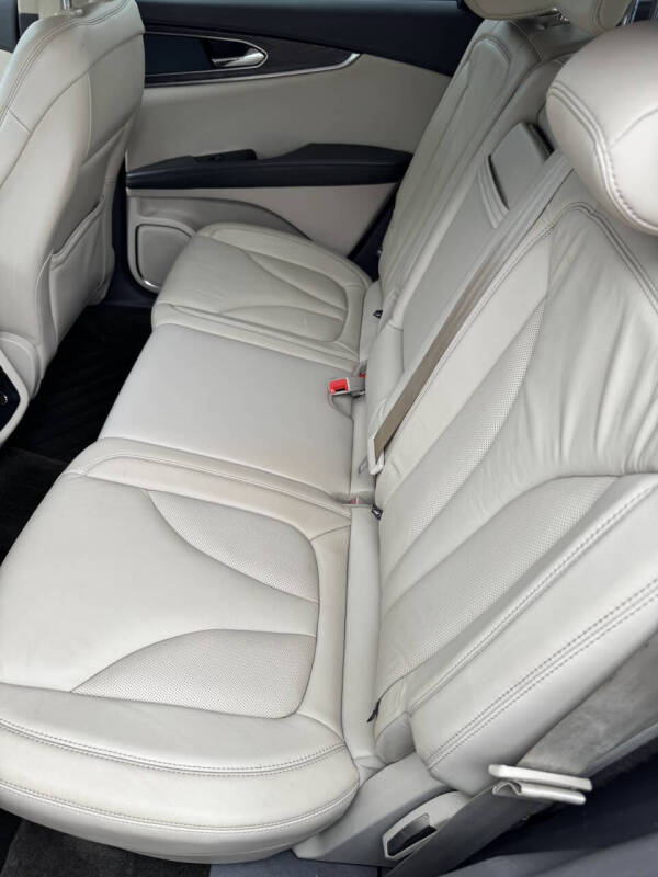 2016 Lincoln MKX Select