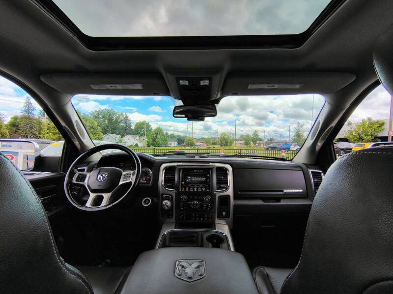 2017 RAM 1500 Laramie