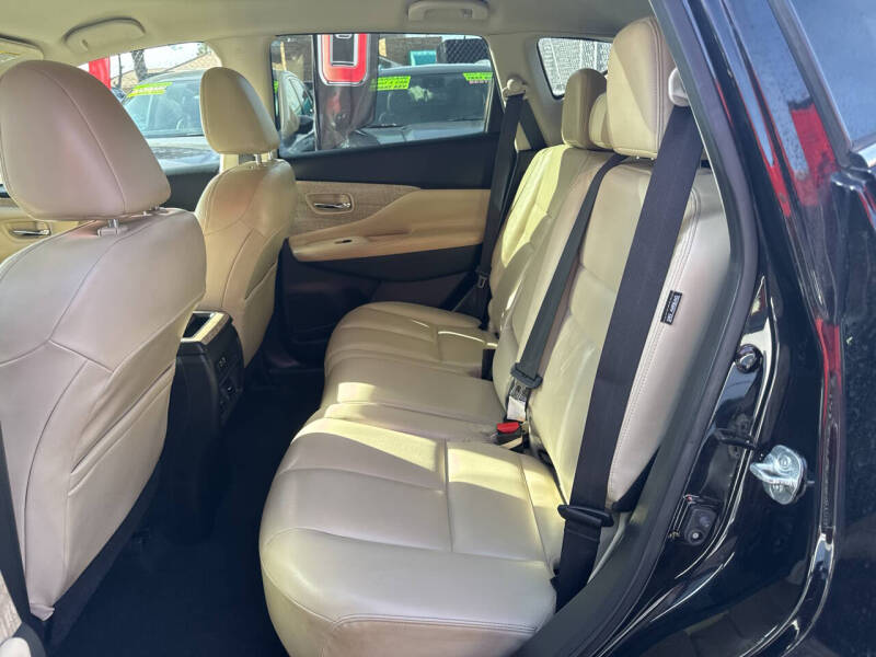 2023 Nissan Murano SV