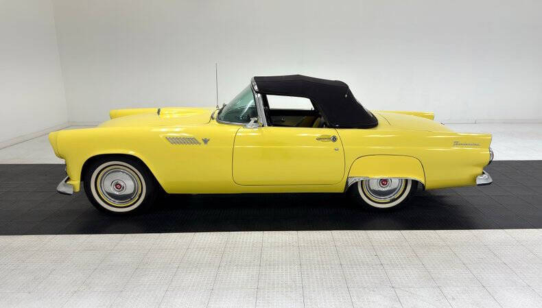 1955 Ford Thunderbird