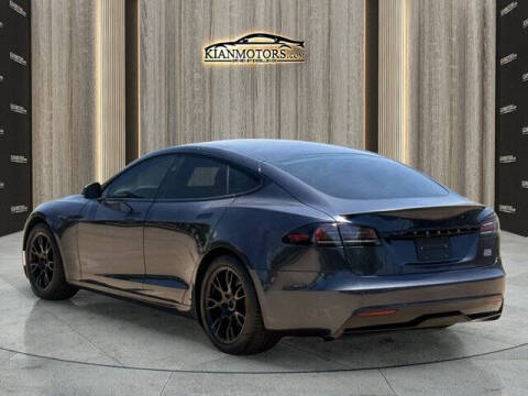 2025 Tesla Model S Plaid