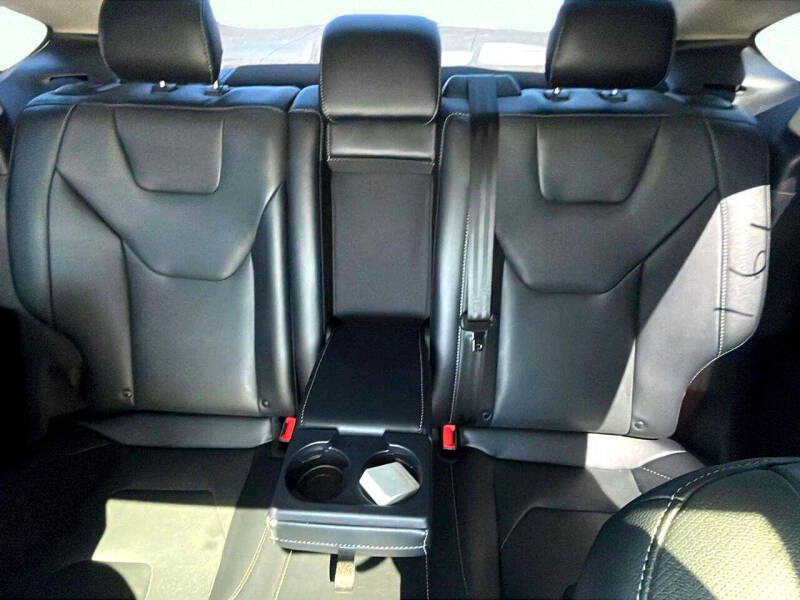 2020 Ford Fusion Energi Titanium