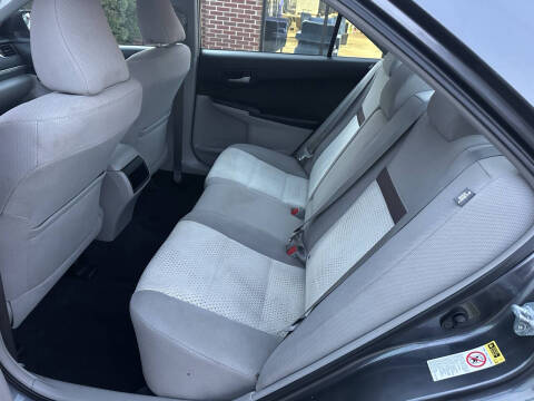 2012 Toyota Camry LE