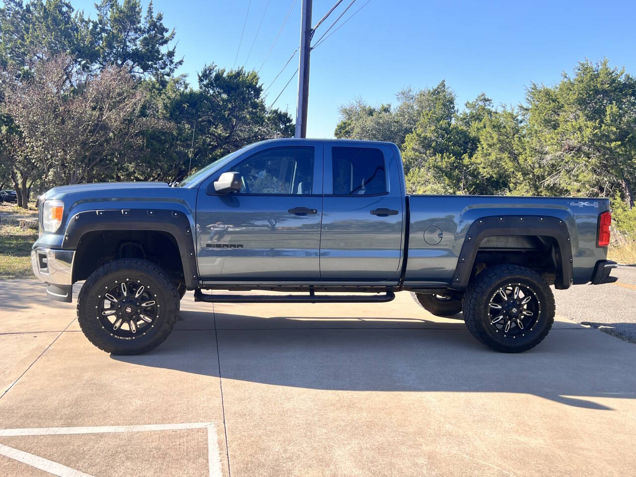Used Car 2014 Gmc Sierra 1500  Base 4x4 4dr Double Cab 6.5 Ft. Sb For Sale Under $20,000 In Austin, Texas